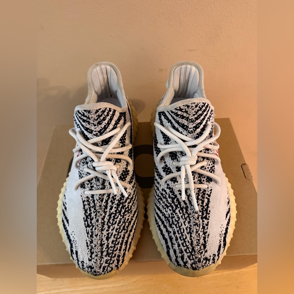 Adidas Yeezy Boost 350 V2